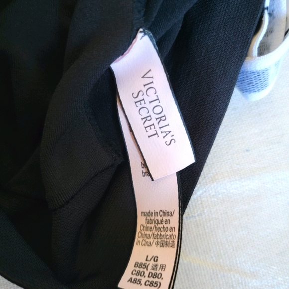 Victoria's Secret Bralette - Picture 2 of 4